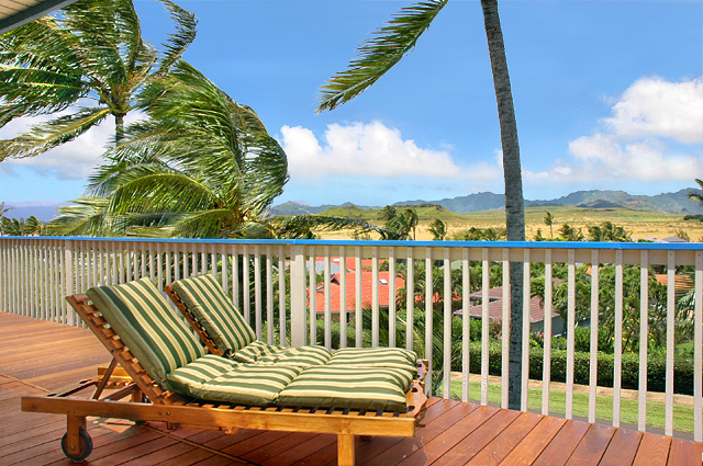 Suntan area, watch Milky Way at night on the lanai. Kauai vacation rentals