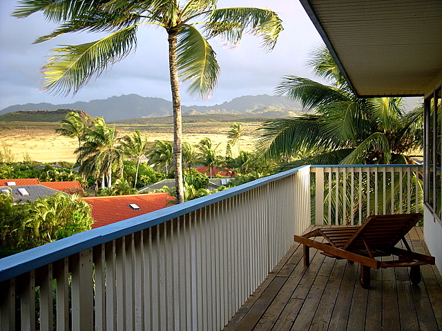 Morning views from north-east lanai.  Gorgious crater and Haupu mountain views!